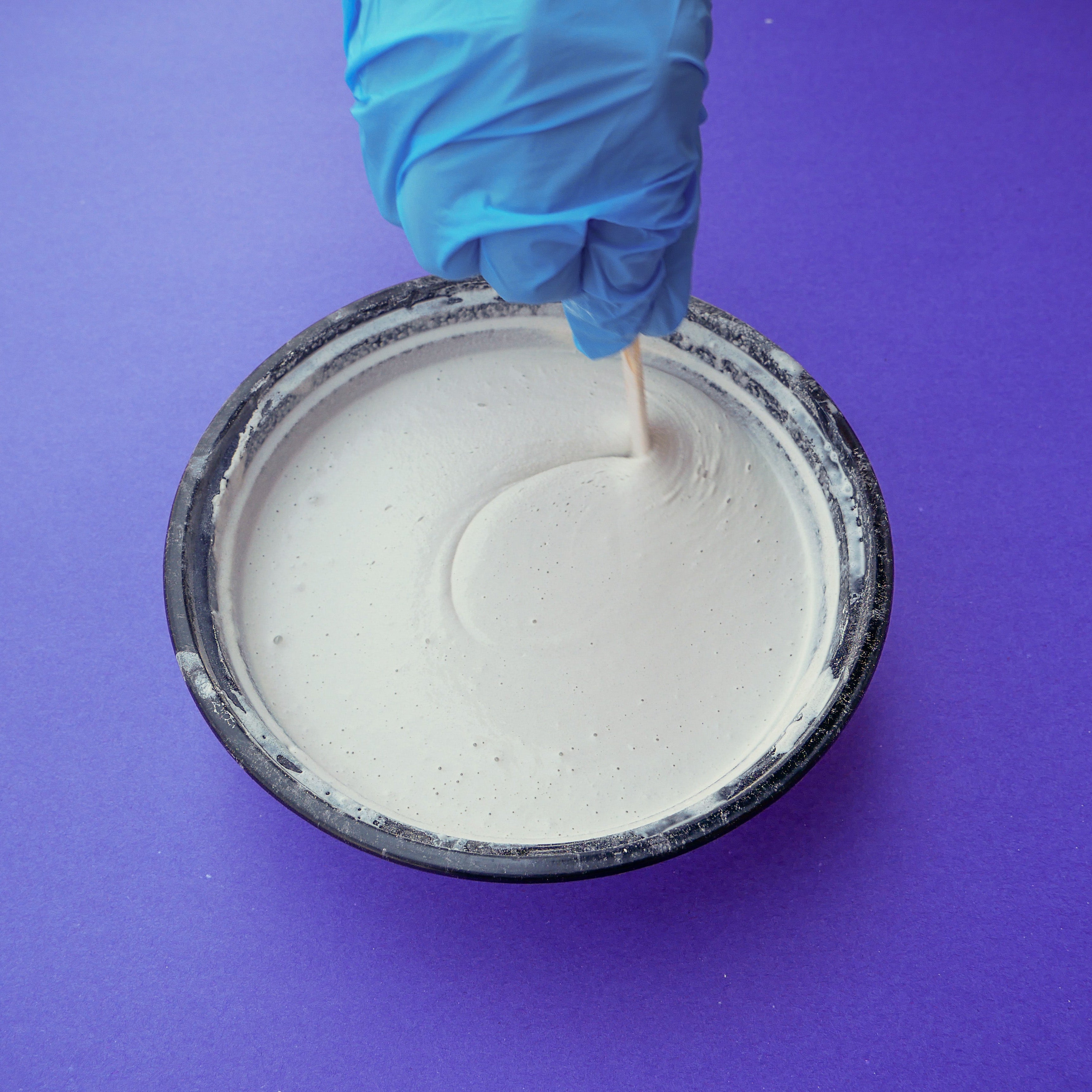 Create a Marbled Bowl Sand Candle