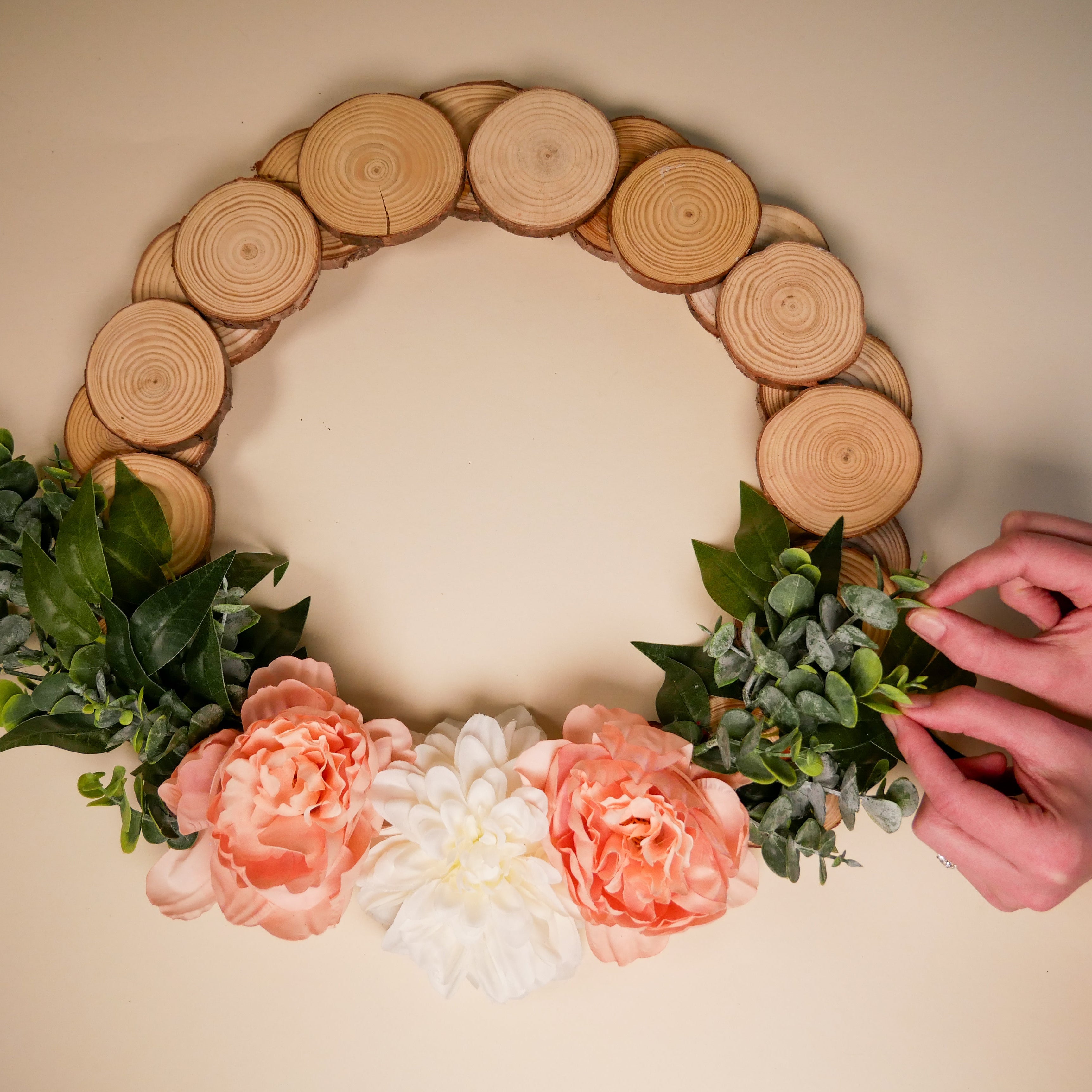Make a Wood Slice Wreath