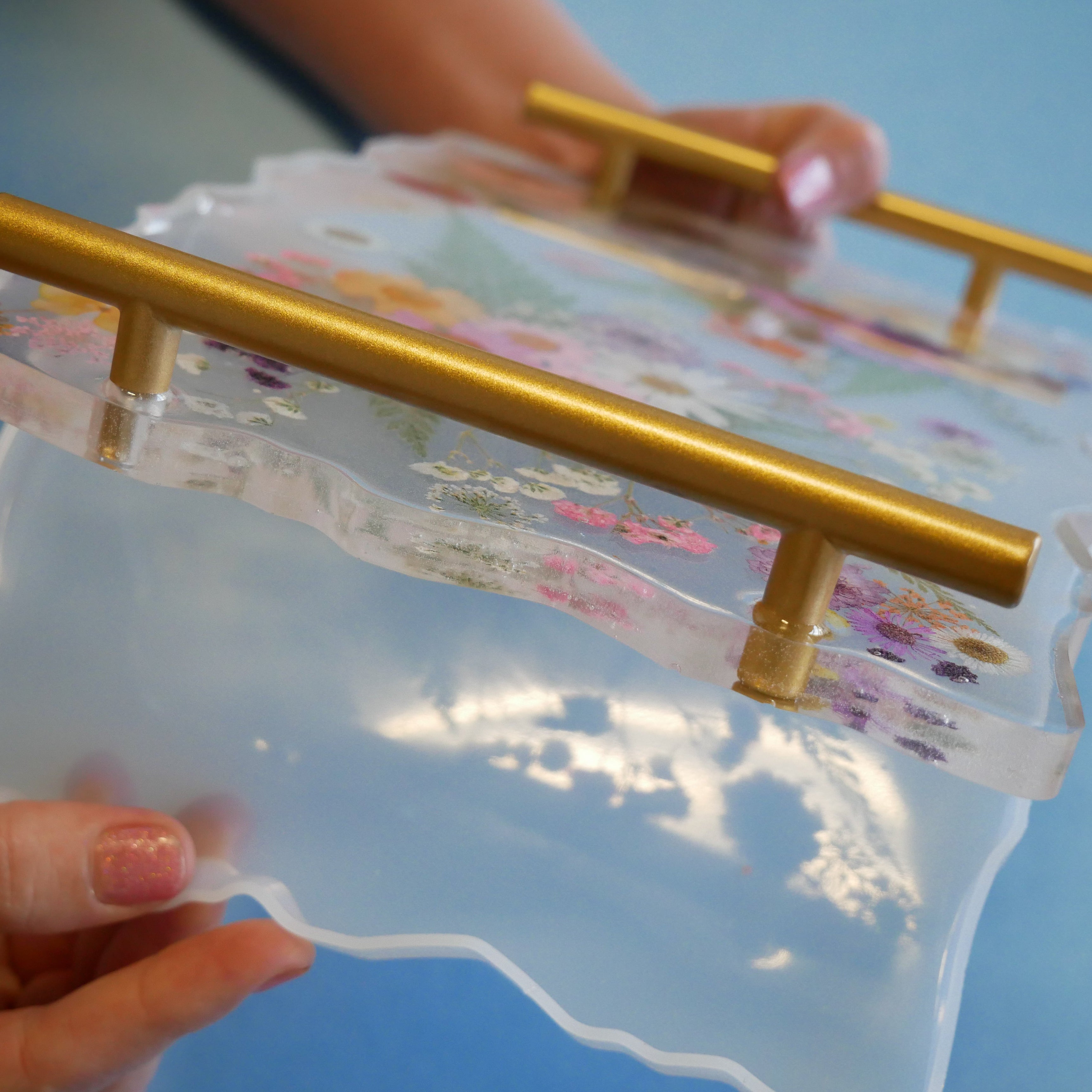 Make a Floral Resin Serving Tray